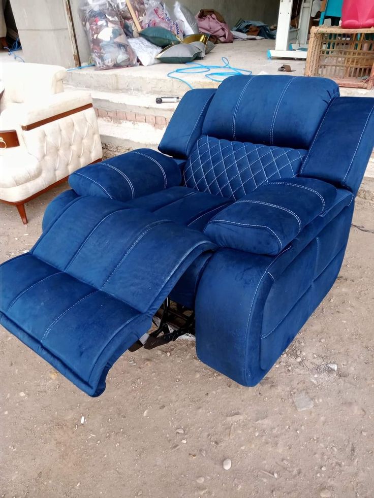 Single recliner sofa blue